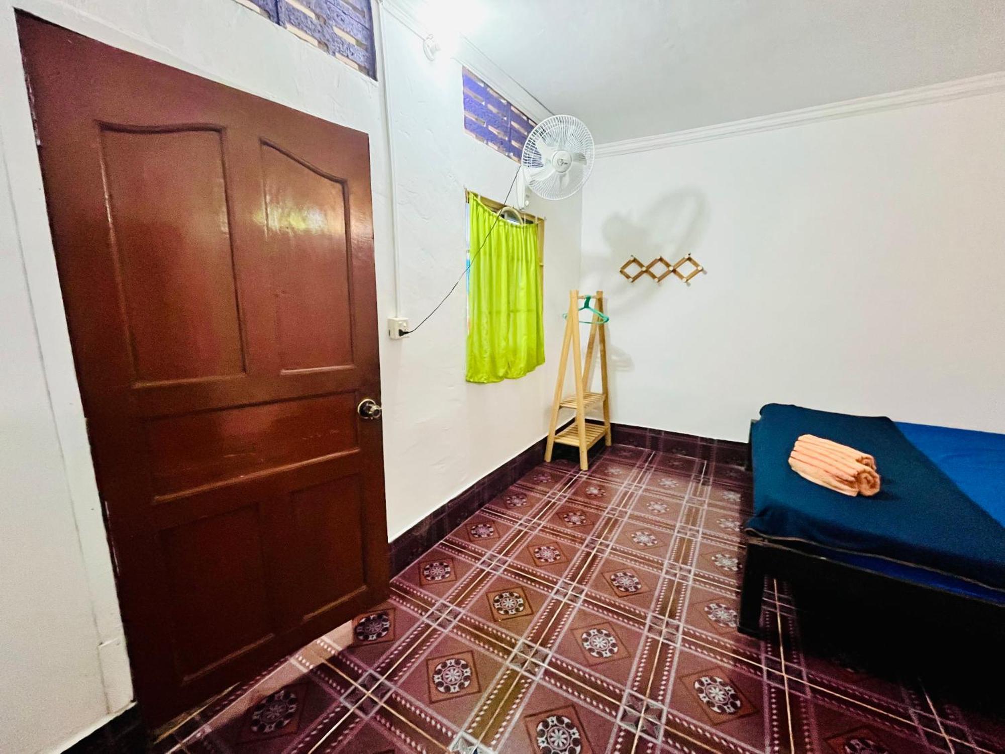 Happiness Guesthouse ロンサレム島 エクステリア 写真