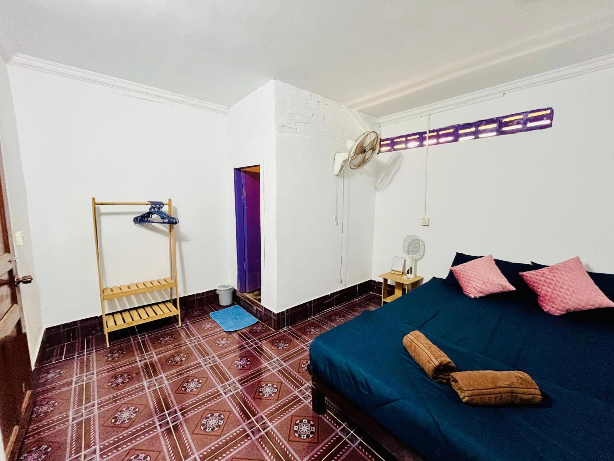 Happiness Guesthouse ロンサレム島 エクステリア 写真