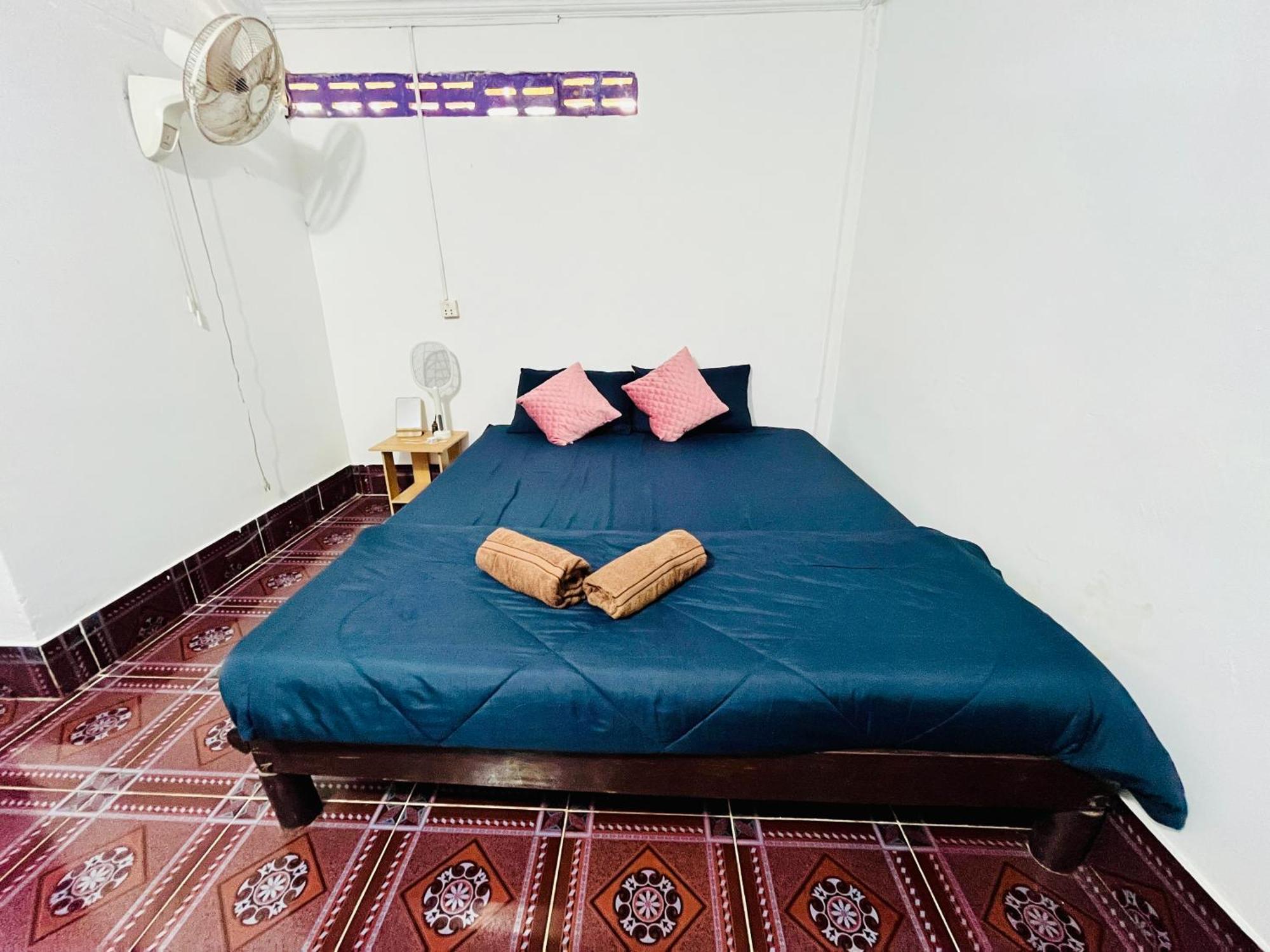 Happiness Guesthouse ロンサレム島 エクステリア 写真